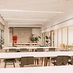 For Students Studying In Only - Stunning Spacious And Private At Pallars Student Barcelona