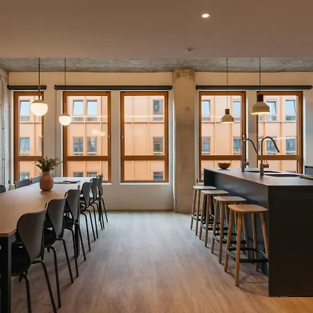 Pallars Student Accommodation: Spacious For Students Apartment *